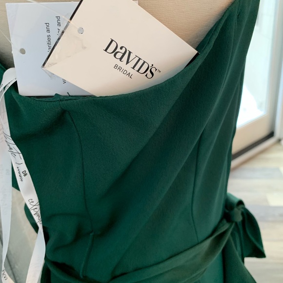 NWT David’s Bridal one shoulder ruffle pine green full length dress! - Picture 4 of 7